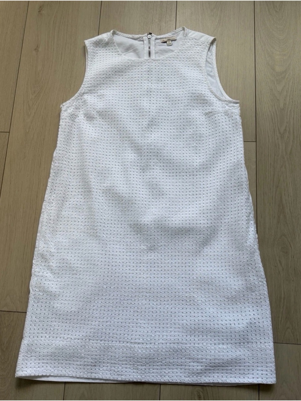 GAP White Sleeveless Eyelet Shift Dress